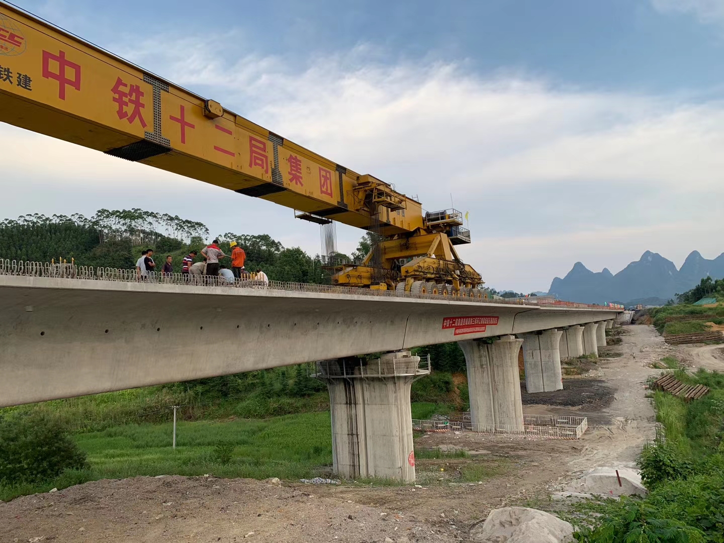 云县预应力加固在公路桥梁施工应用